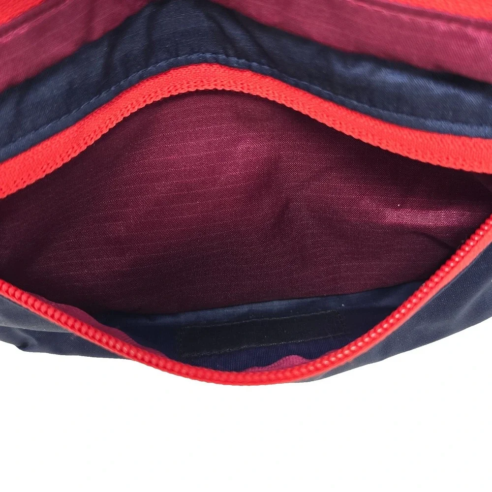 NWOT PATAGONIA lightweight travel mini hip bag navy PINK Casual OUTDOOR